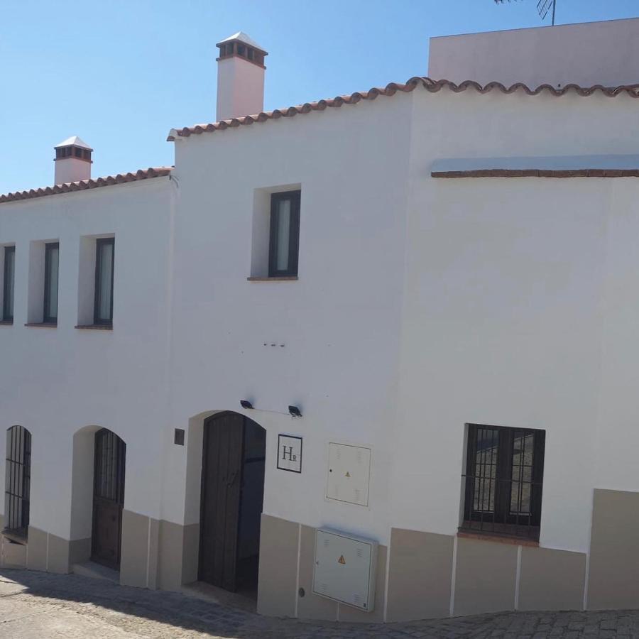 Hotel Rural La Posada De Las Cigueenas Jerez De Los Caballeros Luaran gambar