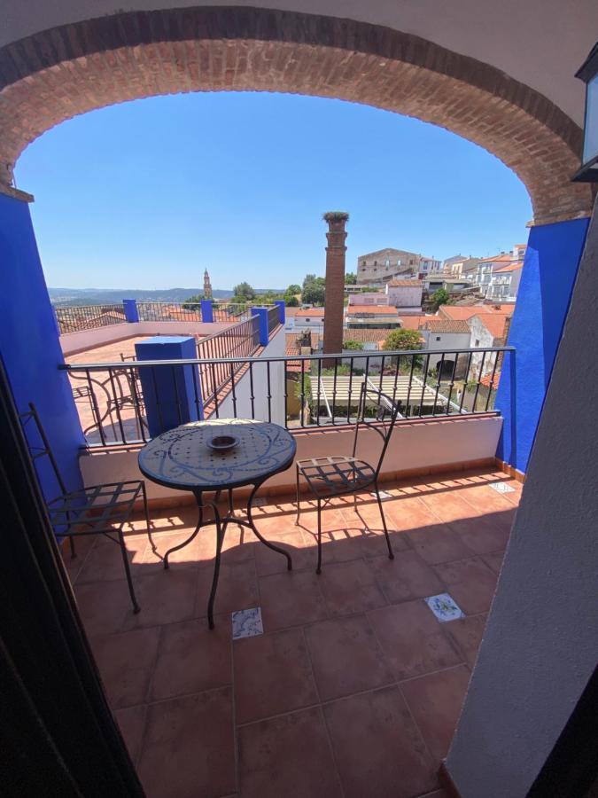 Hotel Rural La Posada De Las Cigueenas Jerez De Los Caballeros Luaran gambar