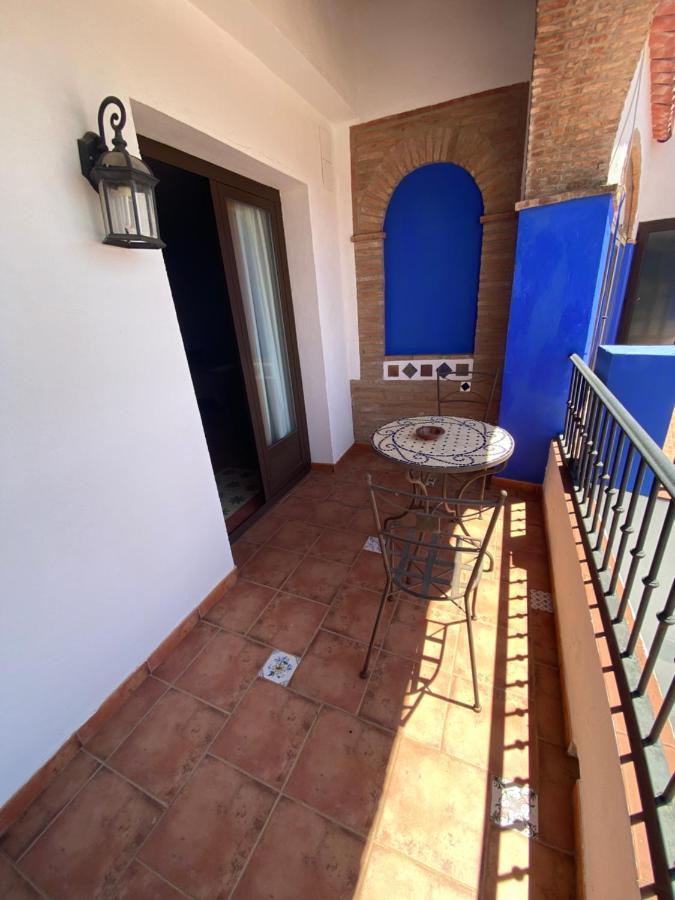 Hotel Rural La Posada De Las Cigueenas Jerez De Los Caballeros Luaran gambar