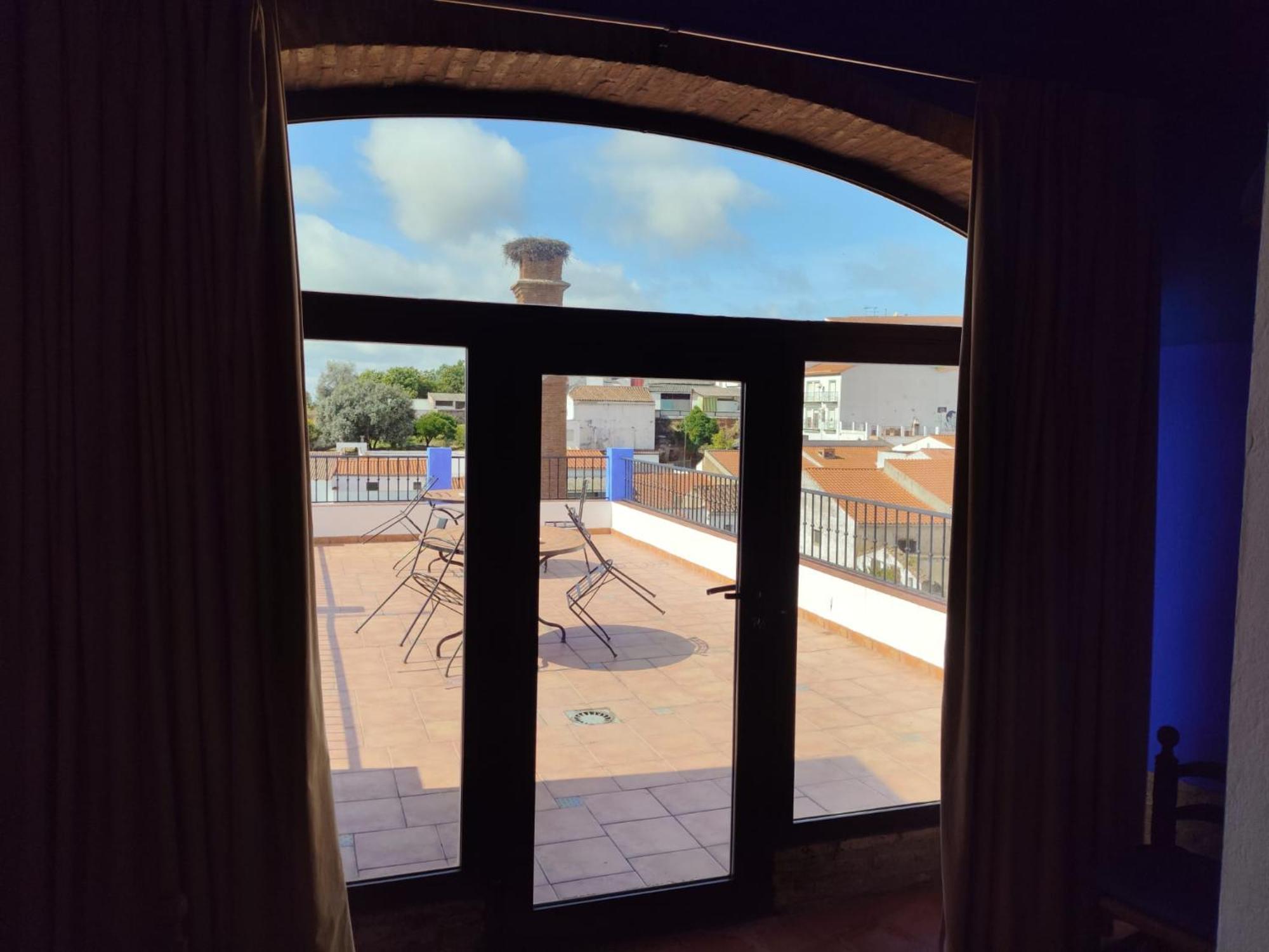 Hotel Rural La Posada De Las Cigueenas Jerez De Los Caballeros Luaran gambar